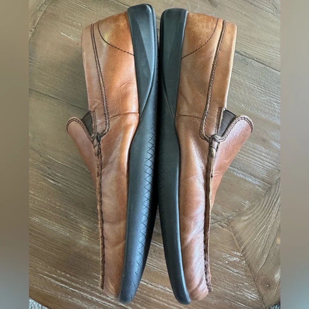 Cole Haan men's size 10 1/2 Brown Leather Driving Loafers